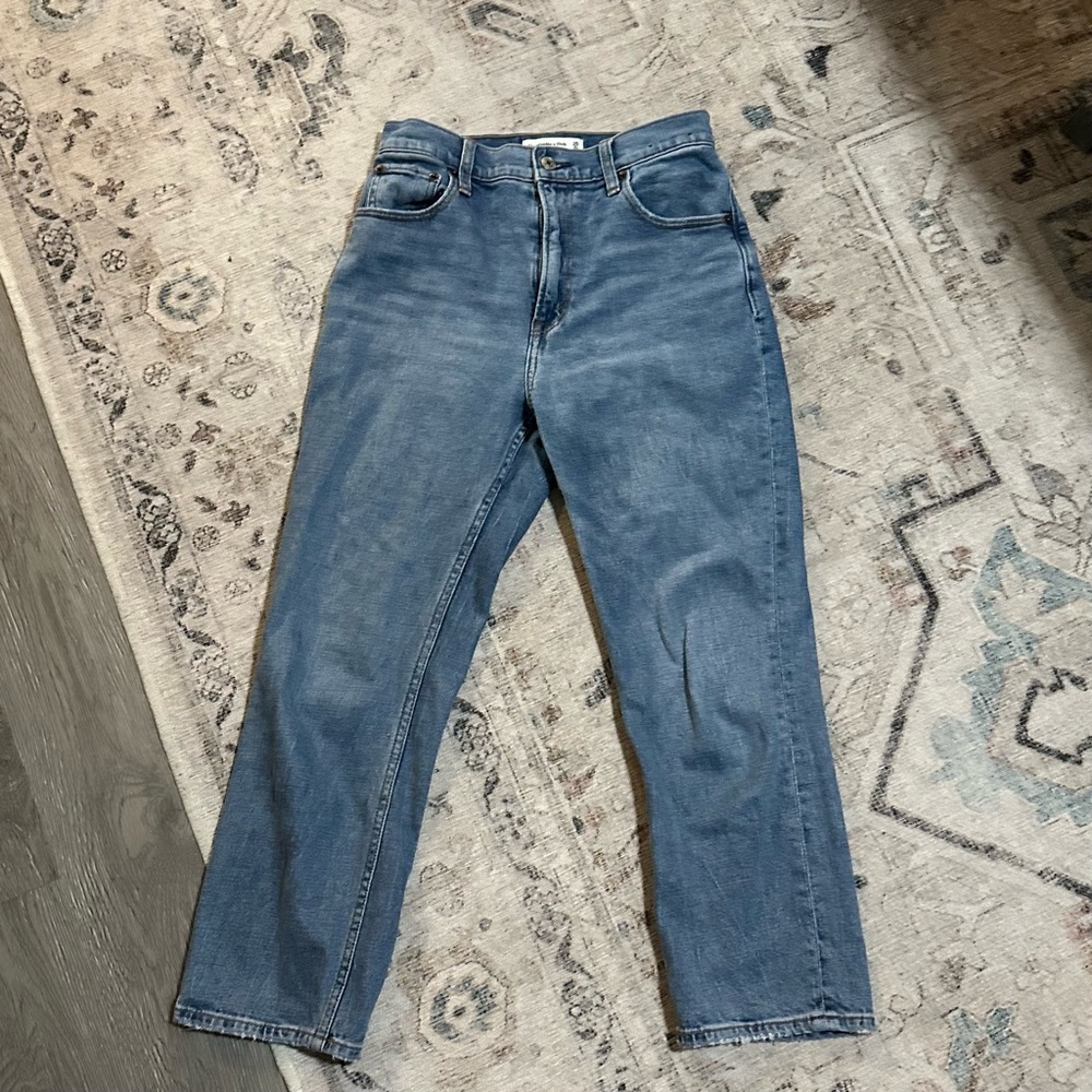 Abercrombie and Fitch curve love ankle straight jeans